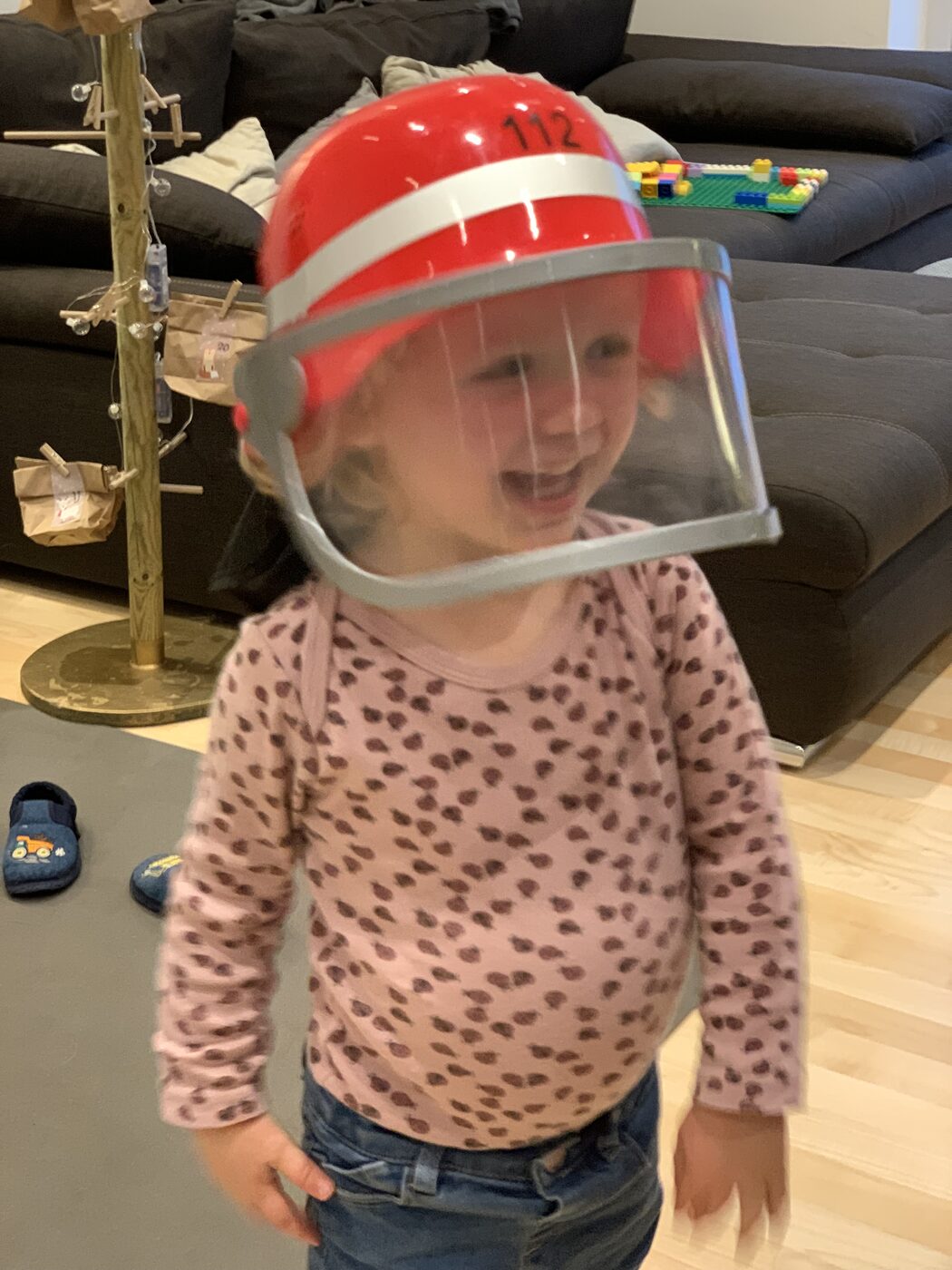 Pauline als Feuerwehrfrau, 2022