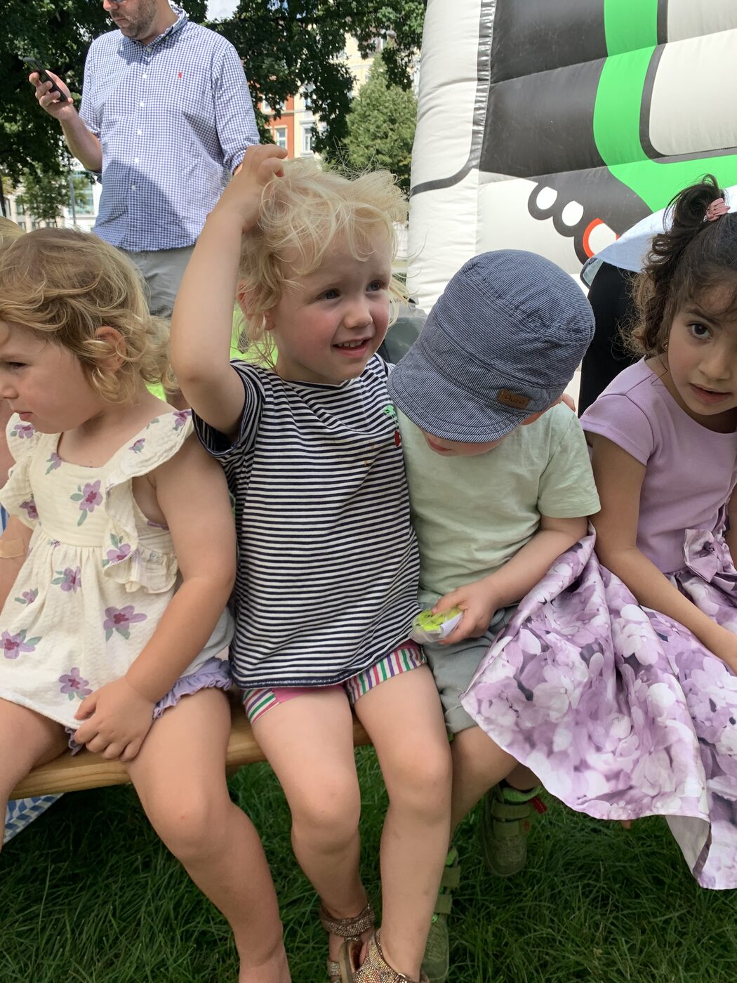 Pauline auf dem Sommerfest, 2023